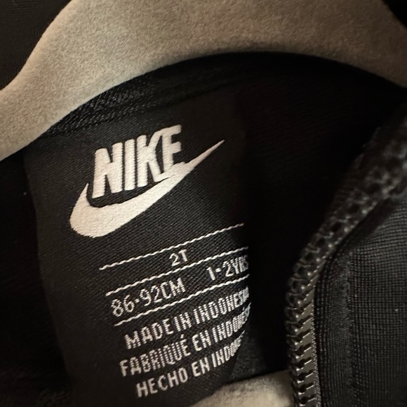 Nike toddler track suit 2T - Picture 5 of 5